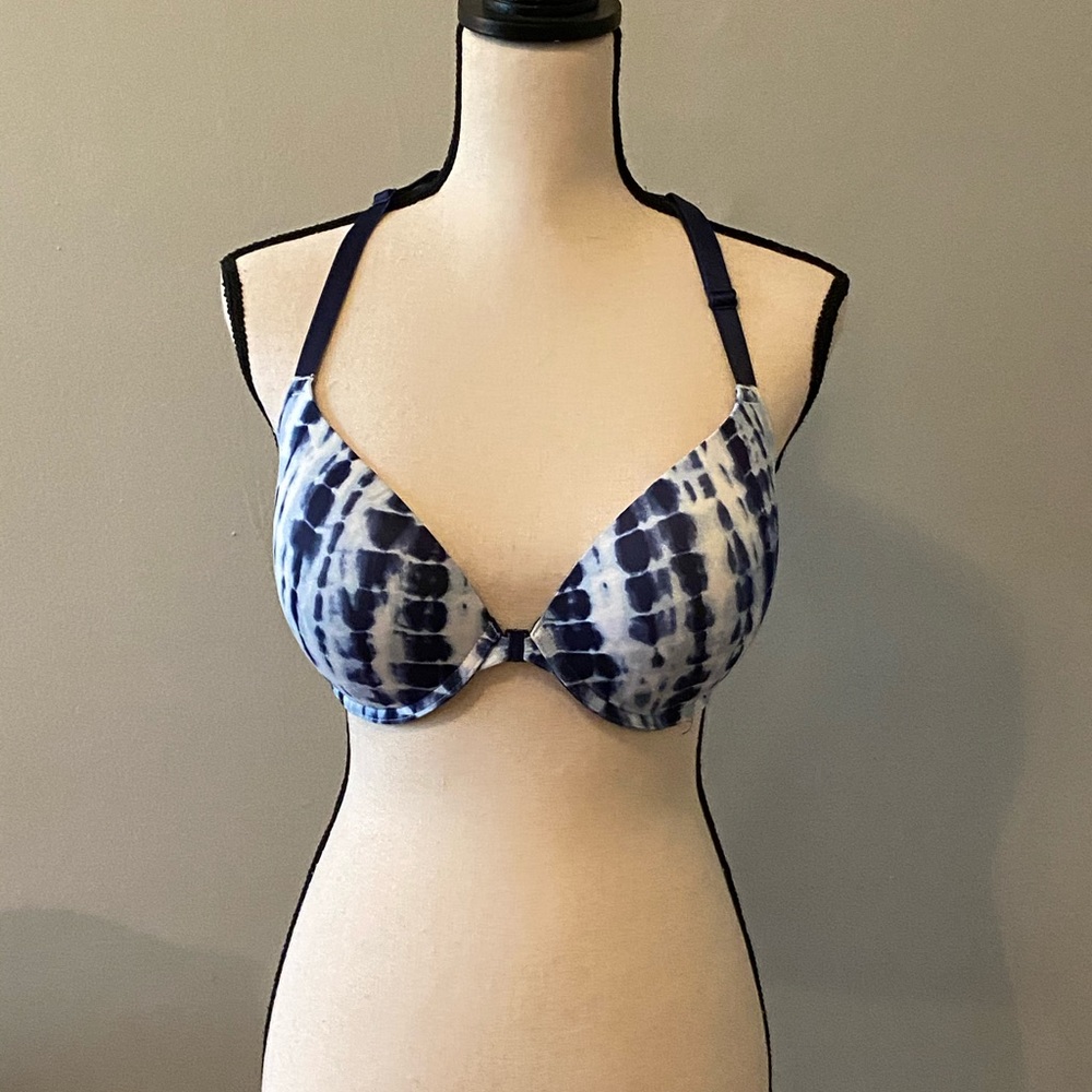 Victoria’s Secret Pink Wear Everywhere push-up